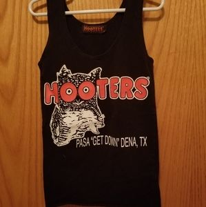 Used Hooters Tank Top